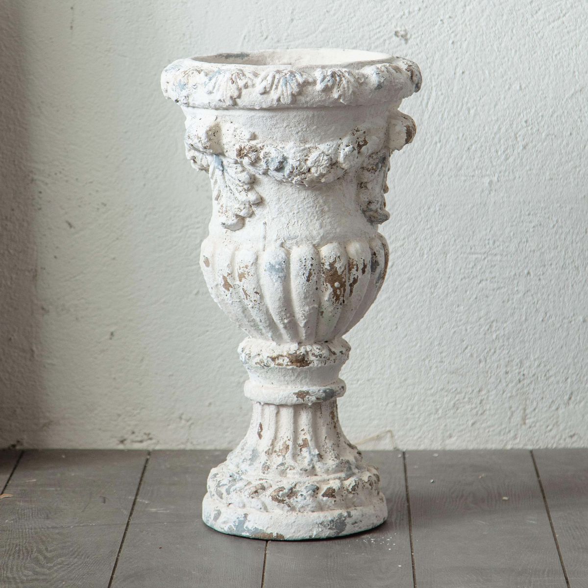 Stephen Large Floor Vase Close-Up