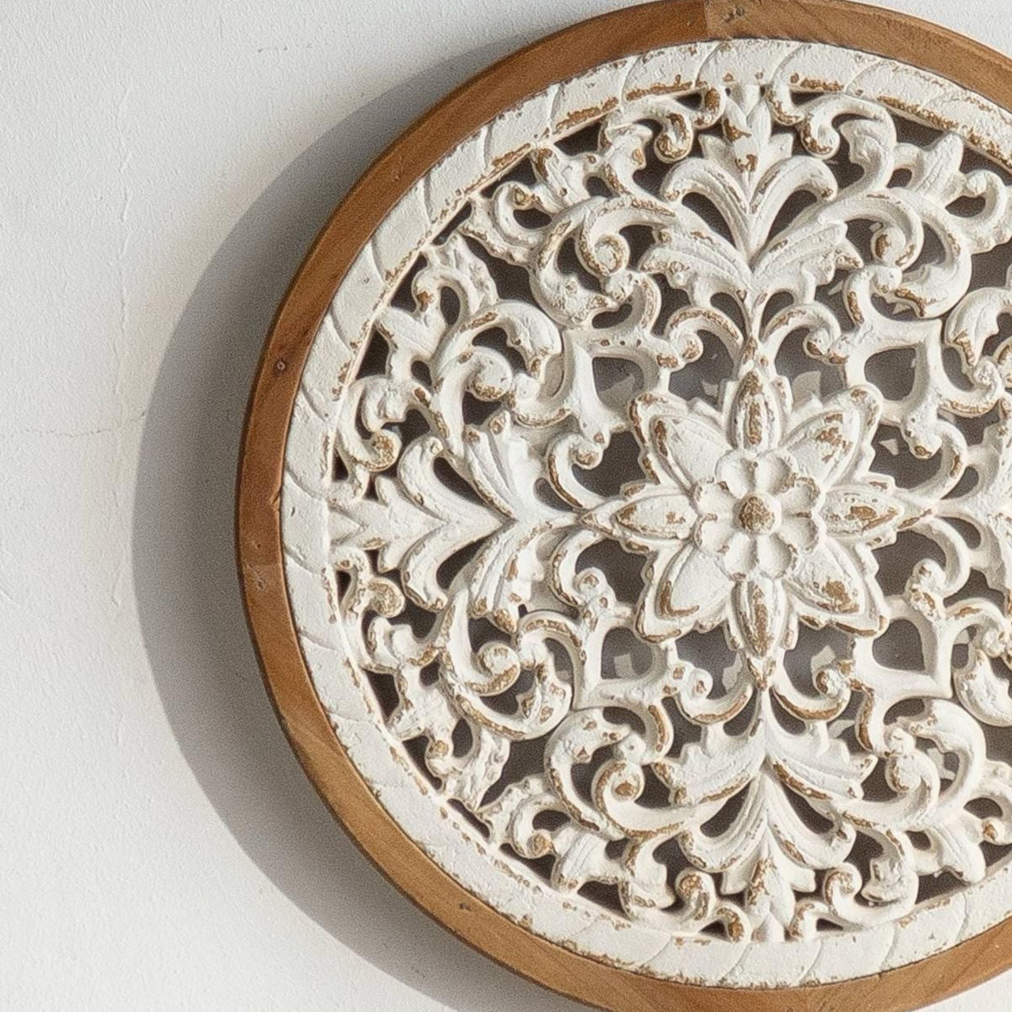 Vera round wall art fine lace ring carving detail