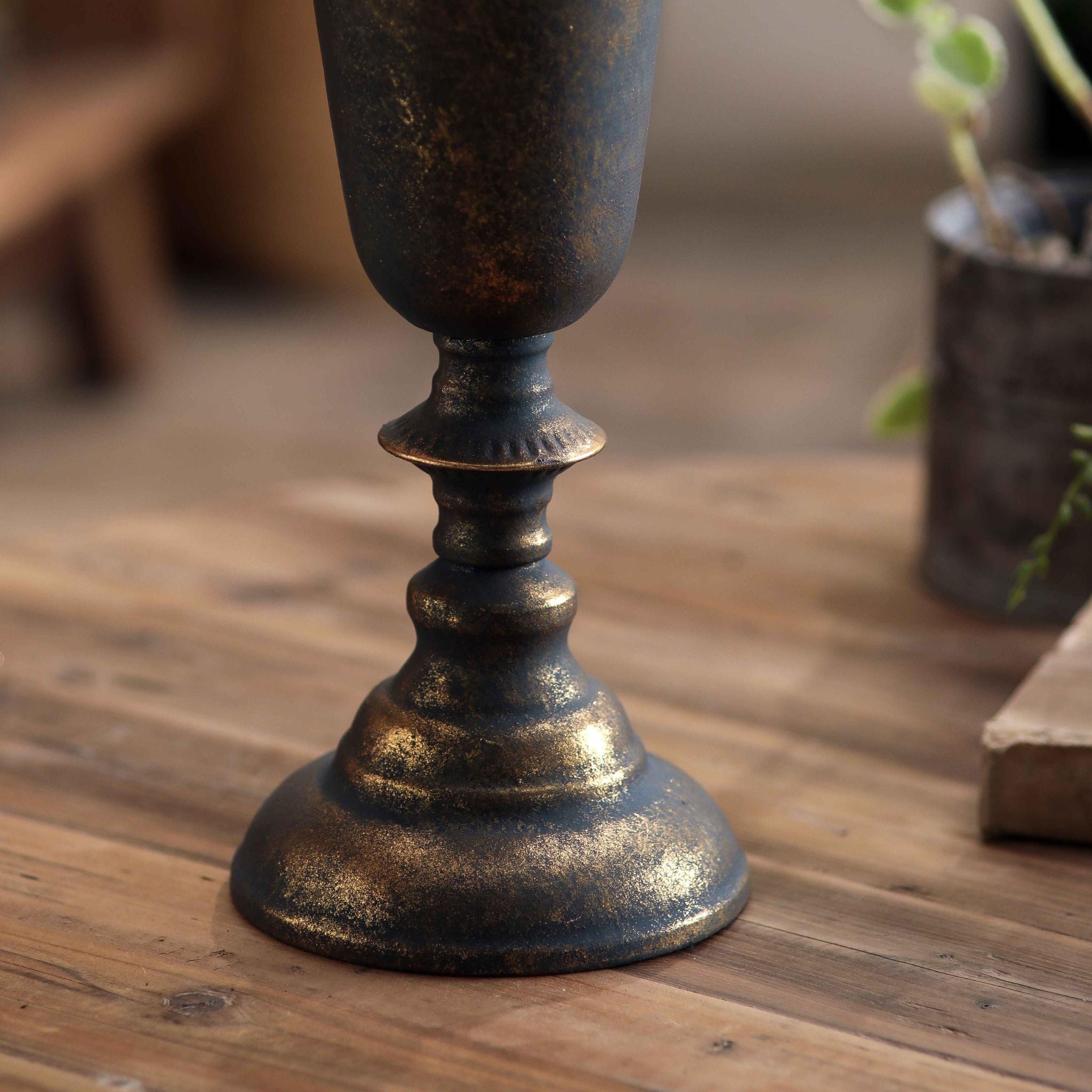 Detail of the turned candlestick foot and fluted collar on the Guido vase