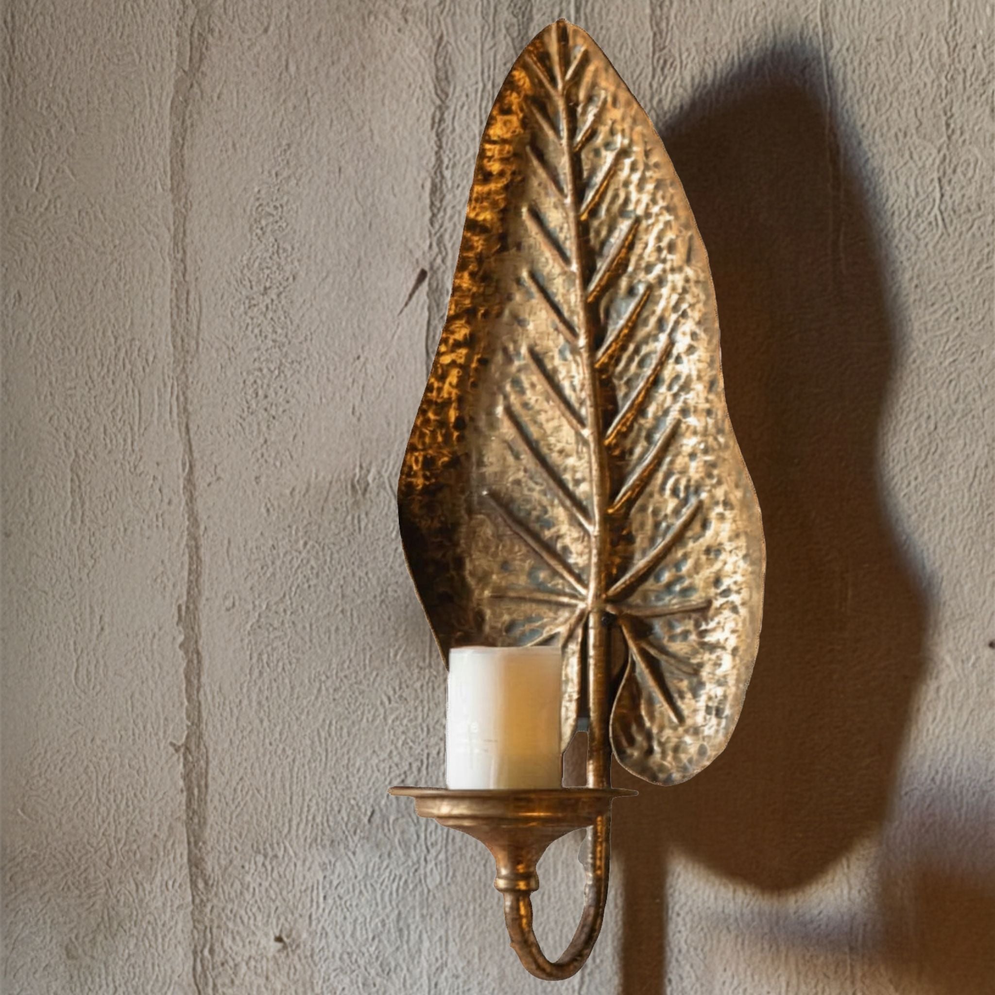 Isabelle French Provincial Leaf Wall Sconce, Antique Gold, Candle Holder