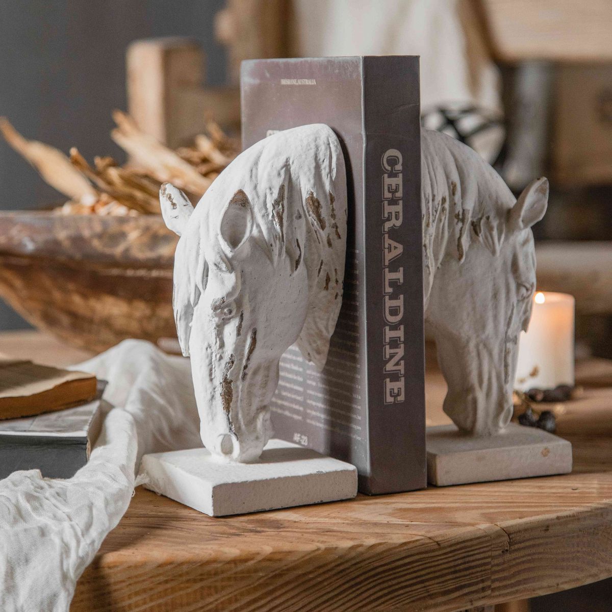 Bookends - Chateau Living