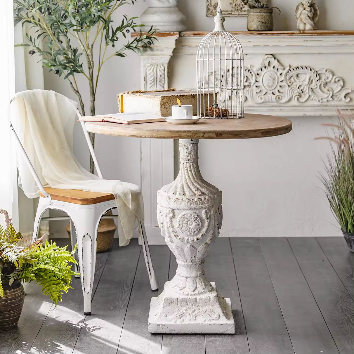 Isolde Tea Table Main Image