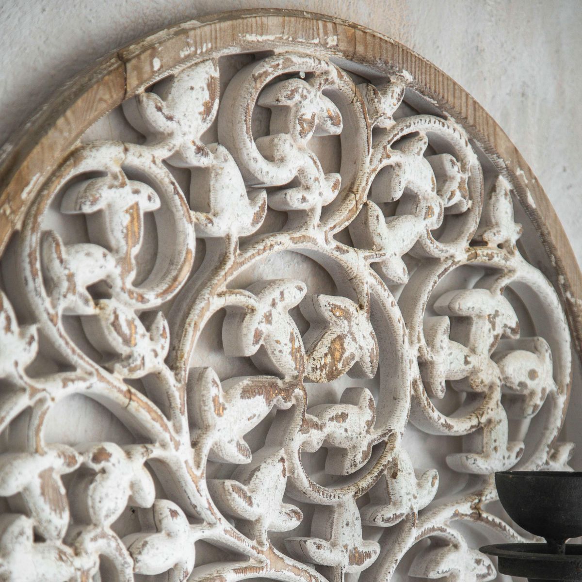 Detailed mandala pattern of the Amber French Provincial wall art