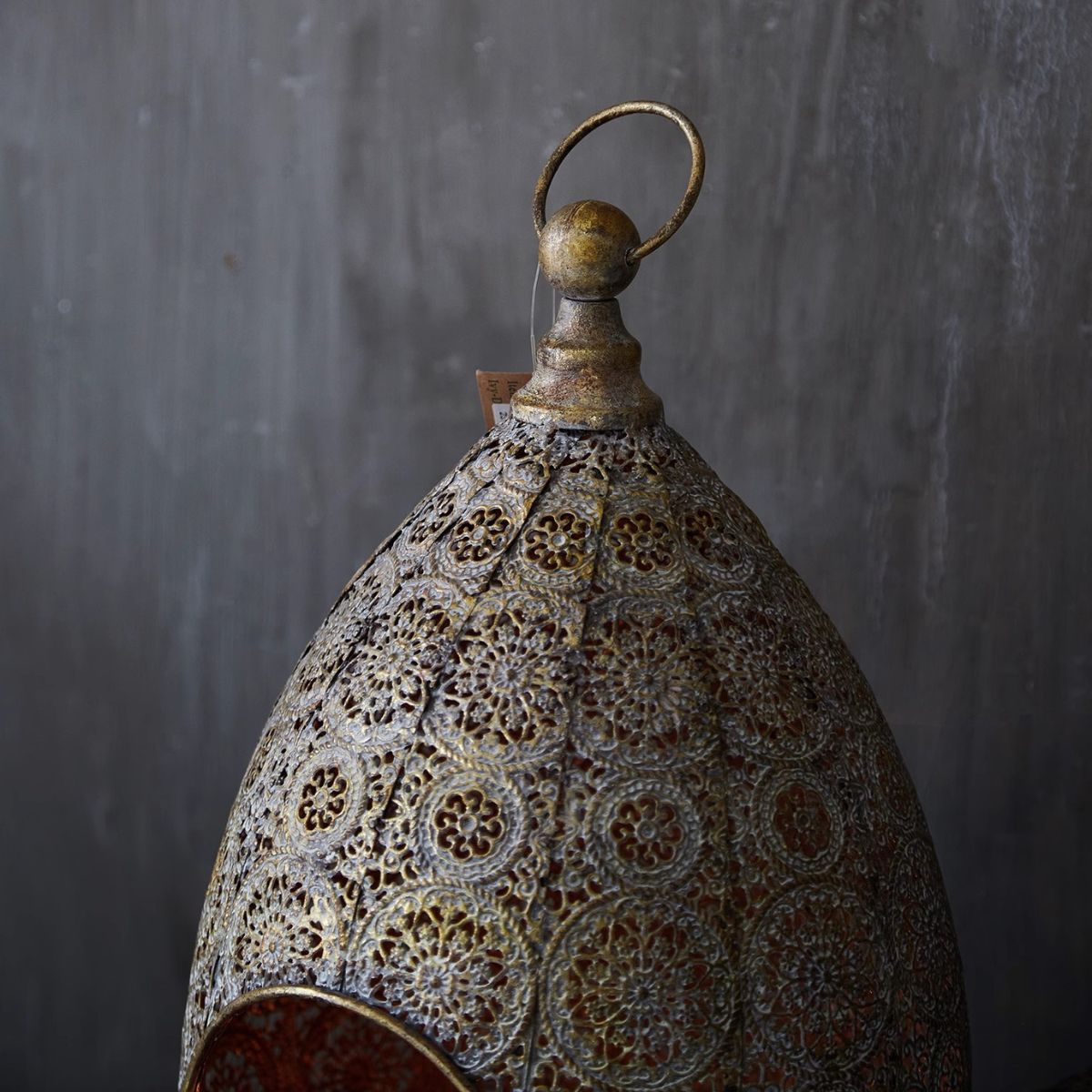 Top of the lantern showing the openwork crown