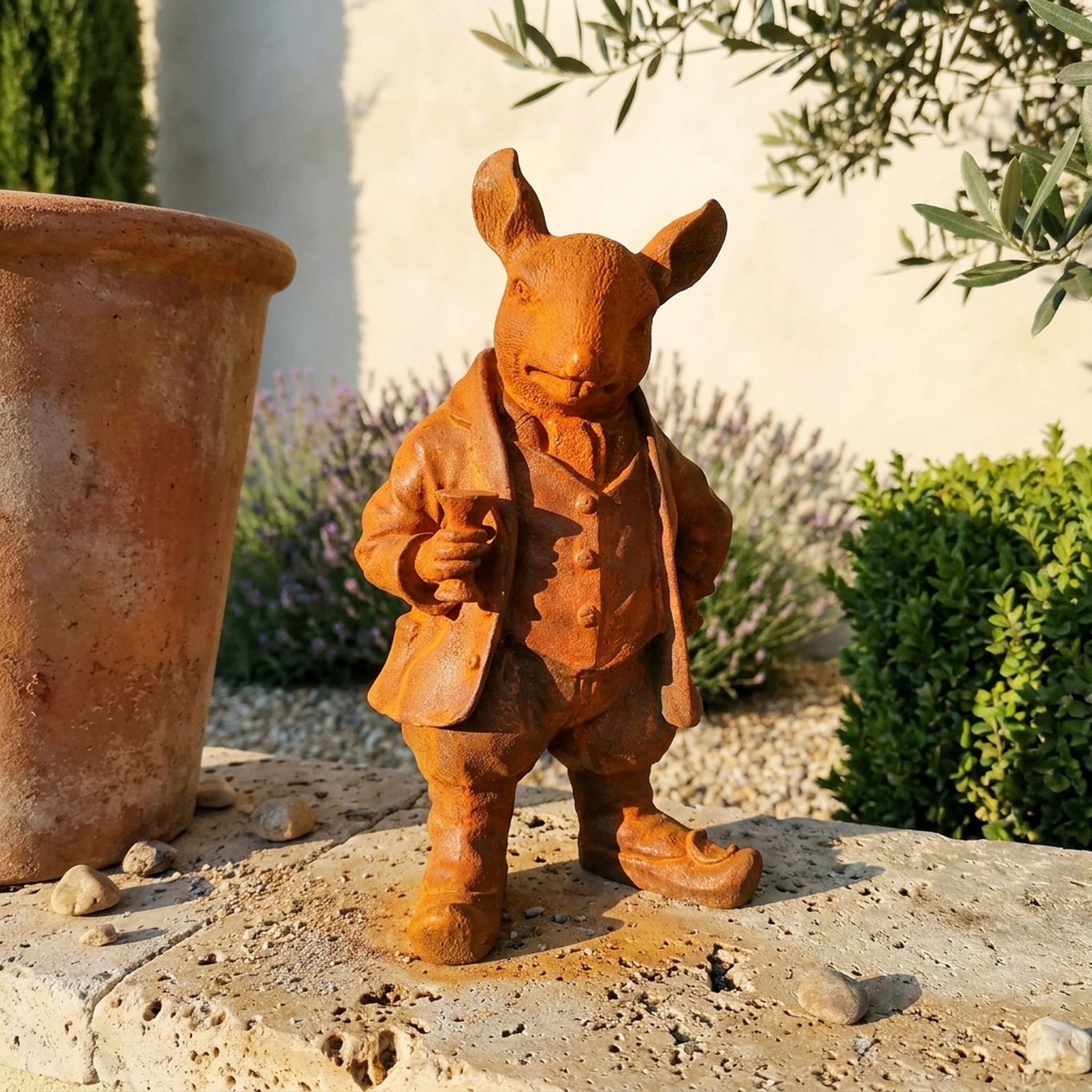 Monsieur Ratsworth rat statue front view showing the waistcoat buttons and goblet
