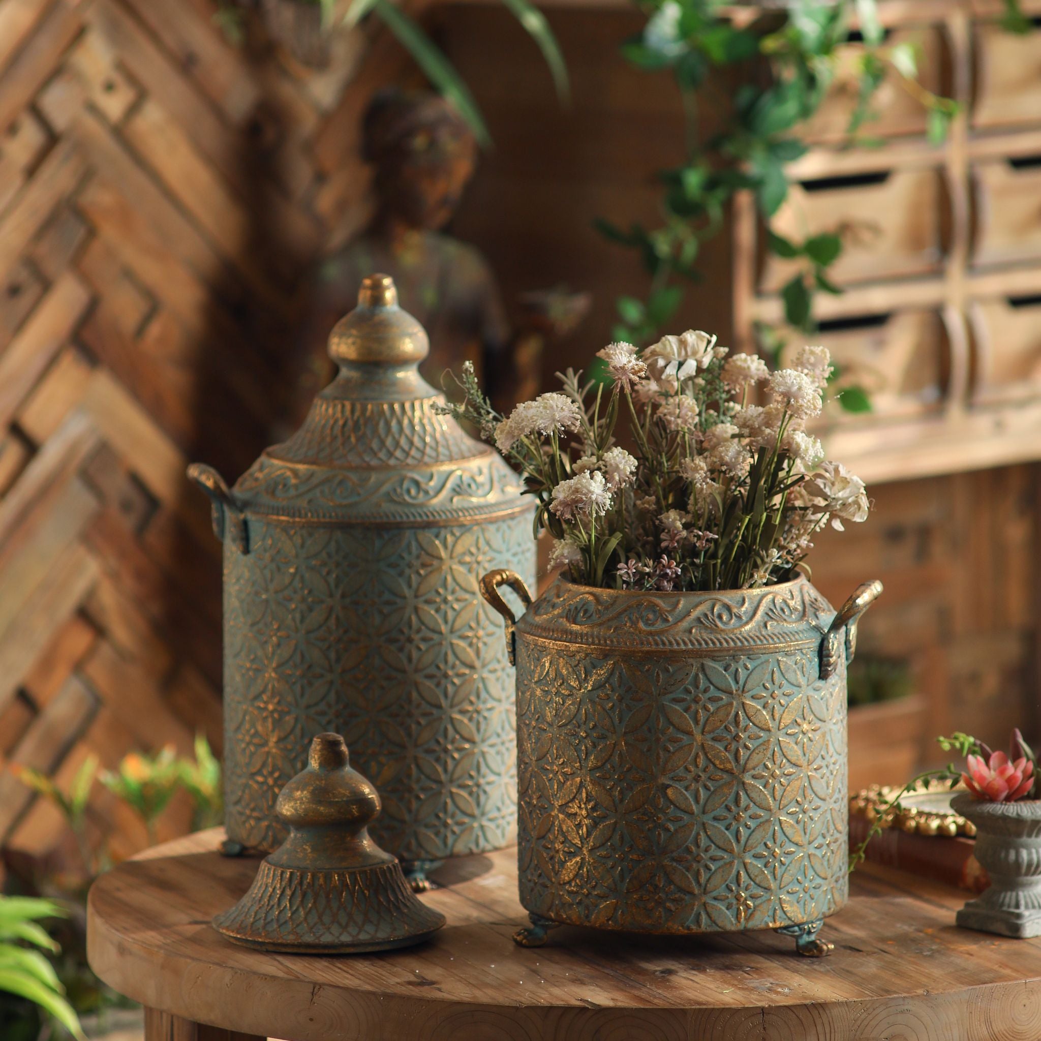 Agathe canister used open with dried flowers in the top, the taller Aria canister behind it (sold separately).