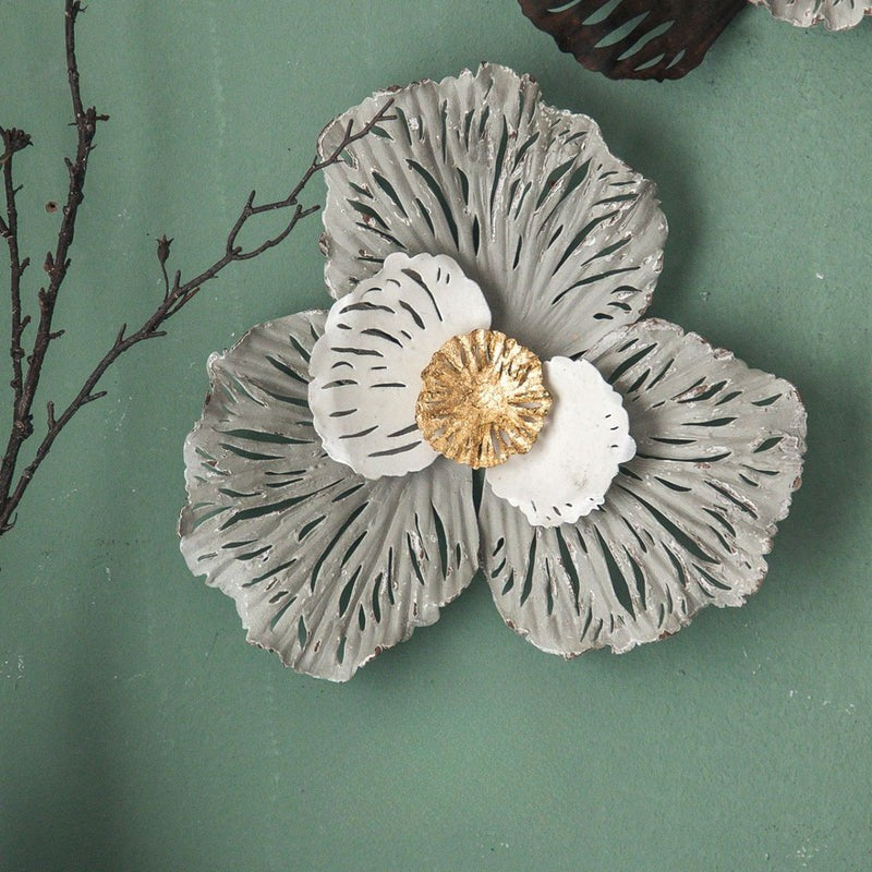 Flower Metal Wall Art Statue Close-Up A835