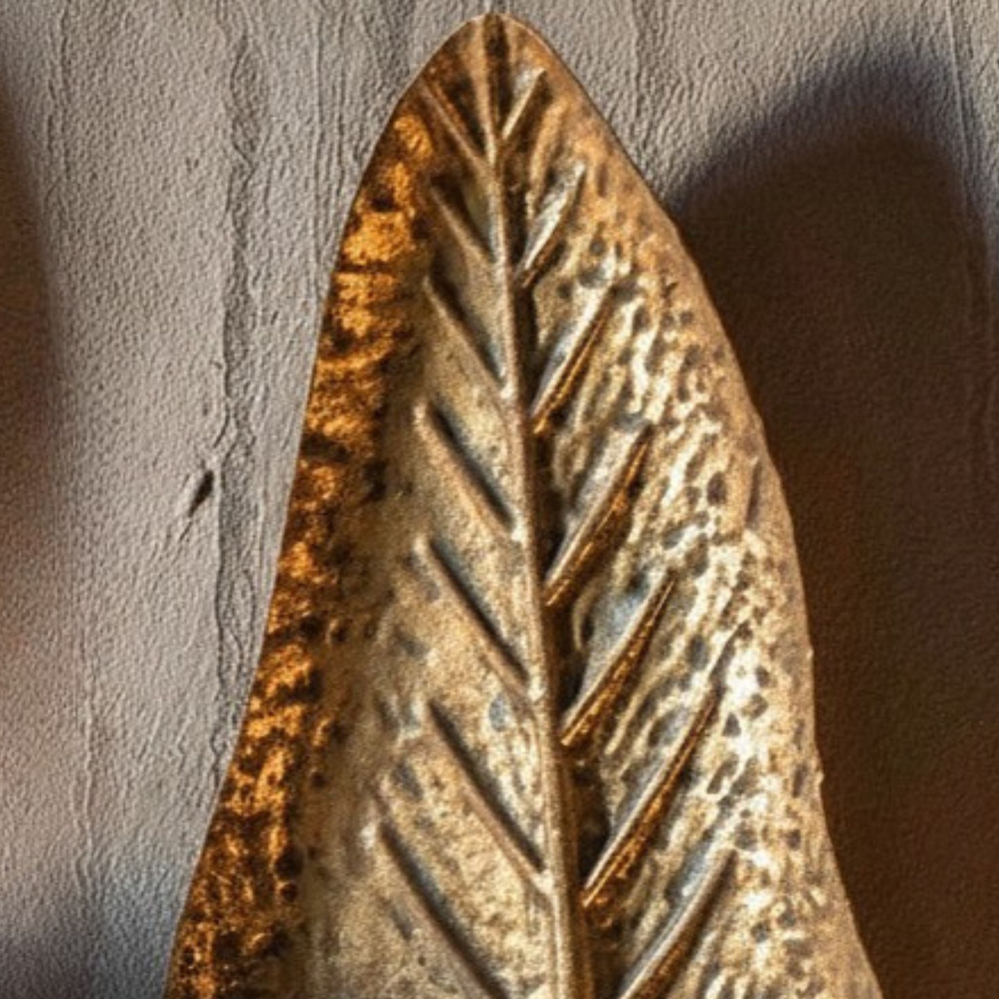 Isabelle French Provincial Leaf Wall Sconce, Antique Gold, Candle Holder