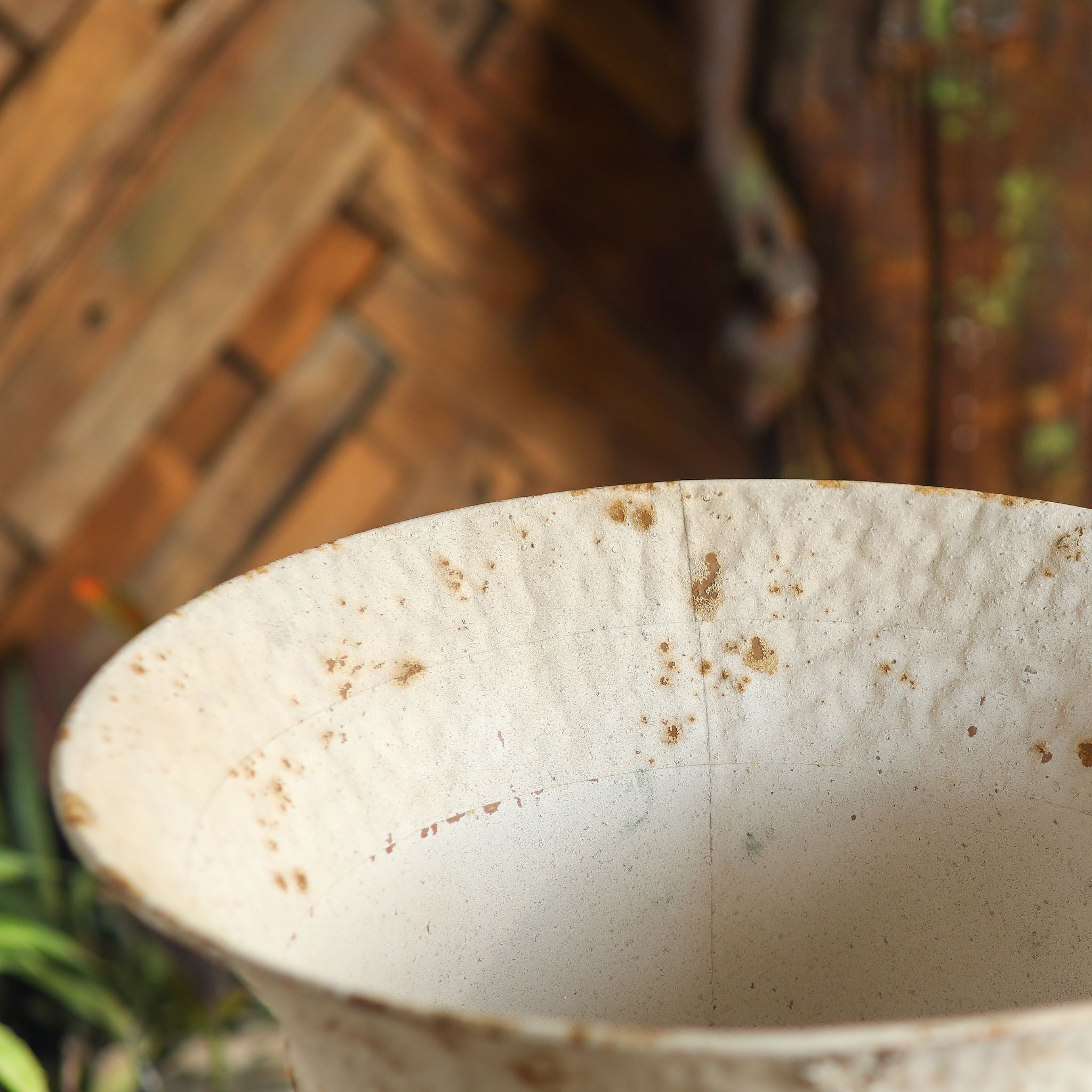 Jérôme French Provincial Urn Planter, Antique White Metal